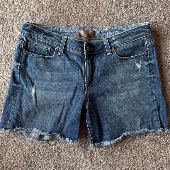 Paige Jimmy Jimmy Denim Shorts w Raw Hem & Medium Wash, Size 28 - Picture 2 of 3